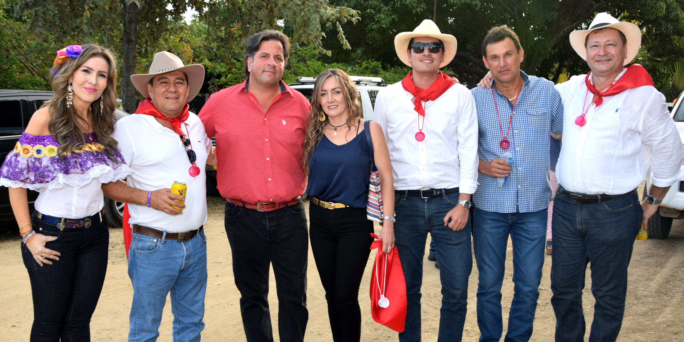 Mónica Segovia, Gerente de Semillas del Huila, Ivan Serrano, Gabriel Solano, Paola Falla, Alex Alzate, Antonio Trujillo y Neftalí Polania.
